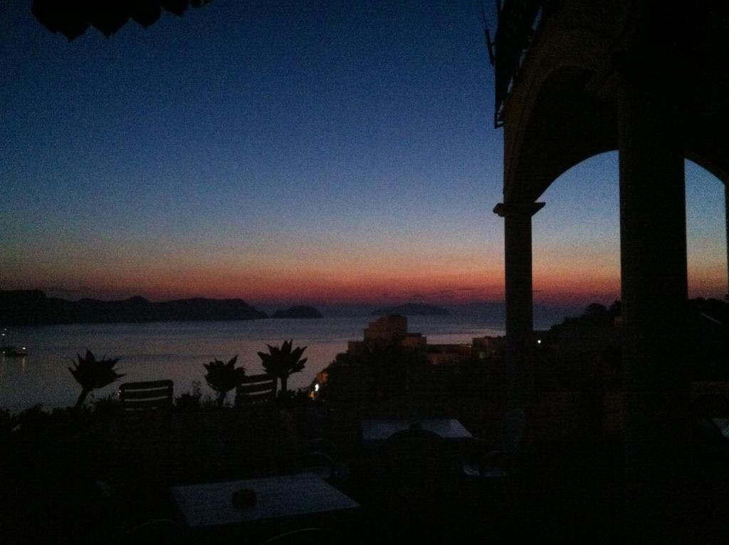 Villa Ersilia Ponza Exteriör bild